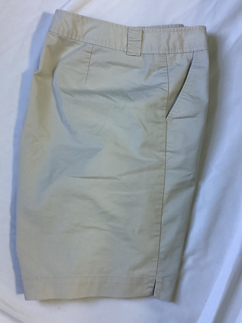 White Stag Ladies Light Khaki Shorts Size 18W